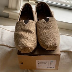 Toms burlap shoes